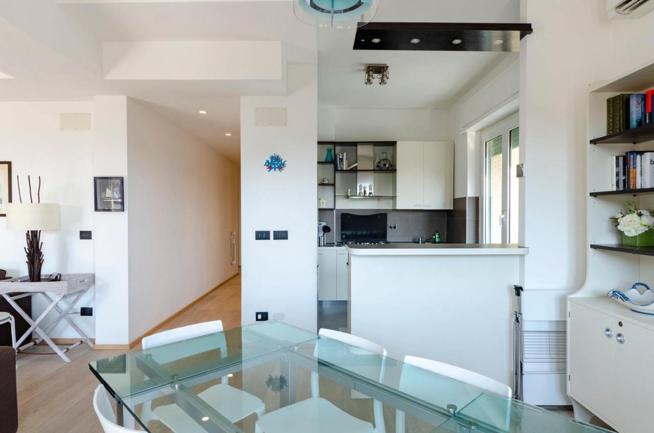 Joivy Great Flat With Sea View Apartment Genoa Exterior photo